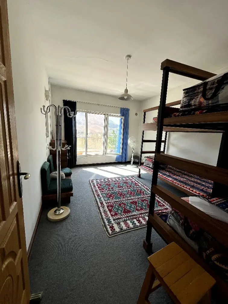 بوم گردی متا - واحد بامداد