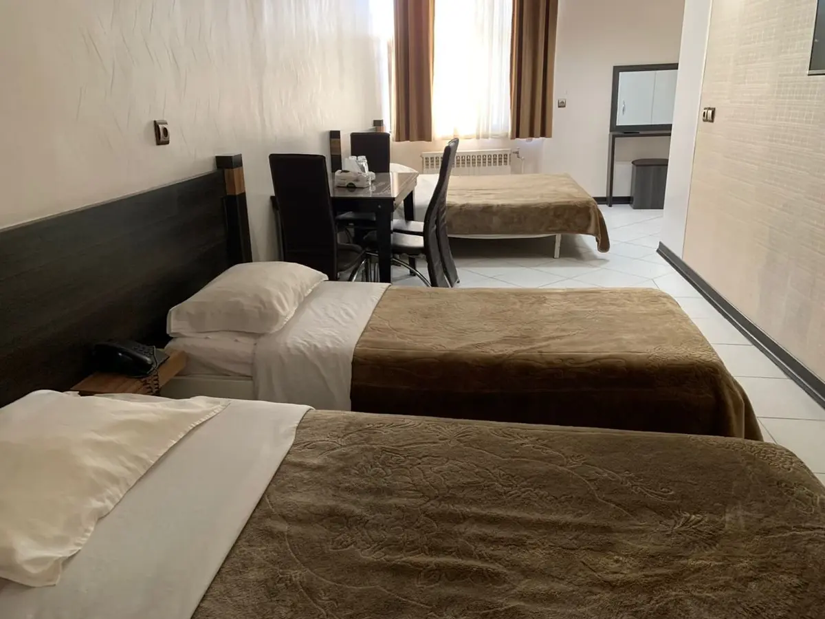 مجتمع اقامتگاهی جلفا - واحد چهارتخته 322