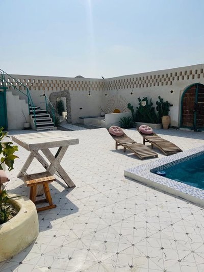 بومگردی سه خوابه استخردار خورشید