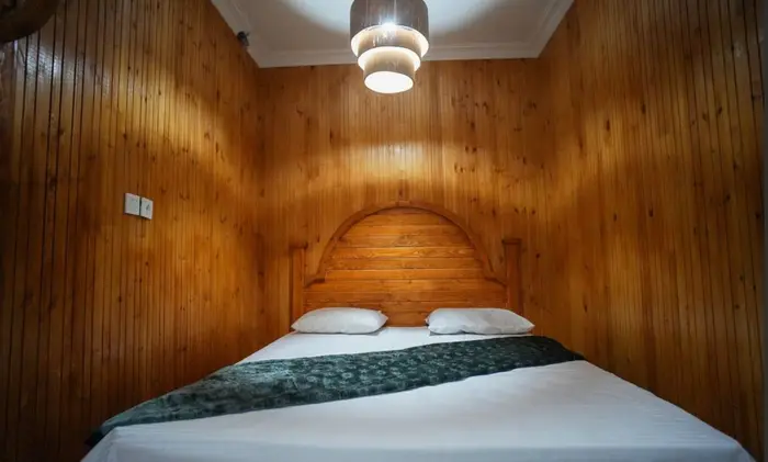 بوم گردی میرزا - واحد چهارتخته - 43