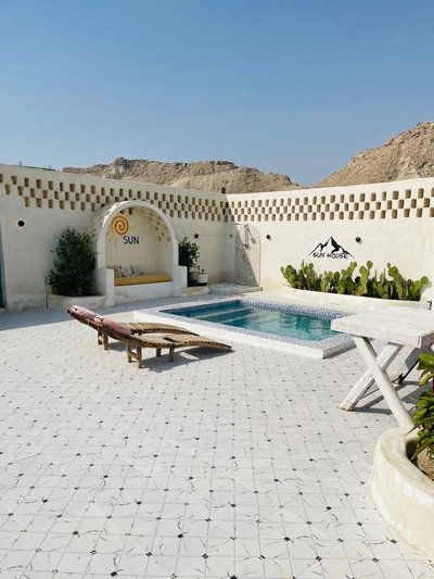 بومگردی سه خوابه استخردار خورشید