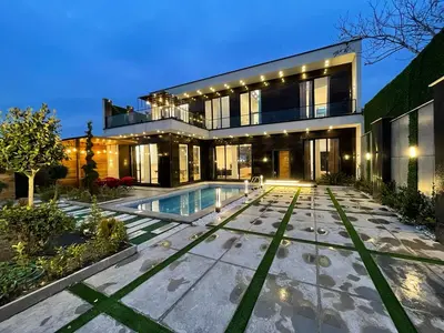 ویلا چهارخوابه استخردار آبگرم عمارت لاوین