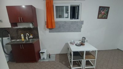 سوئیت فلت مهری خانم ورنا