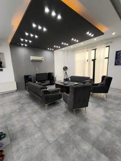 ویلا سه خوابه استخردار گالادریل