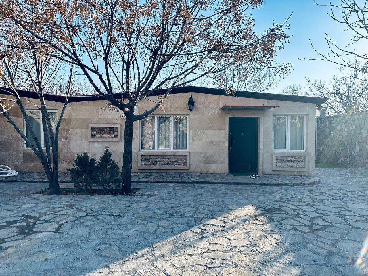 ویلا دوخوابه استخردار آبگرم پِرشین