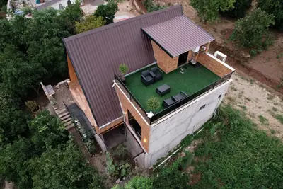 کلبه دوخوابه سوئیسی ماه دل