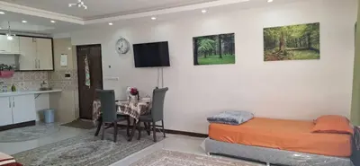 سوئیت فلت زنبق واحد 5