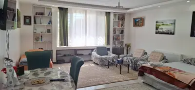 سوئیت فلت زنبق واحد 5