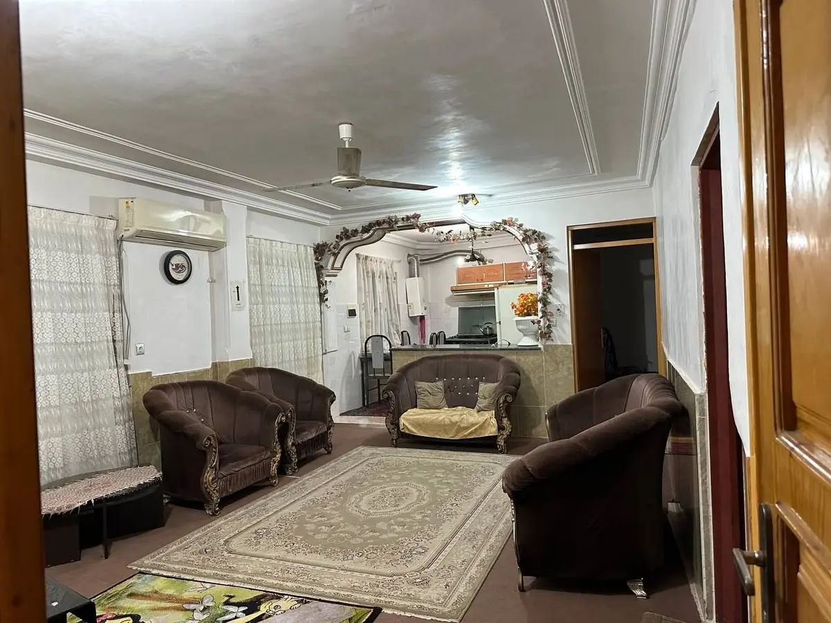 آپارتمان دوخوابه معین