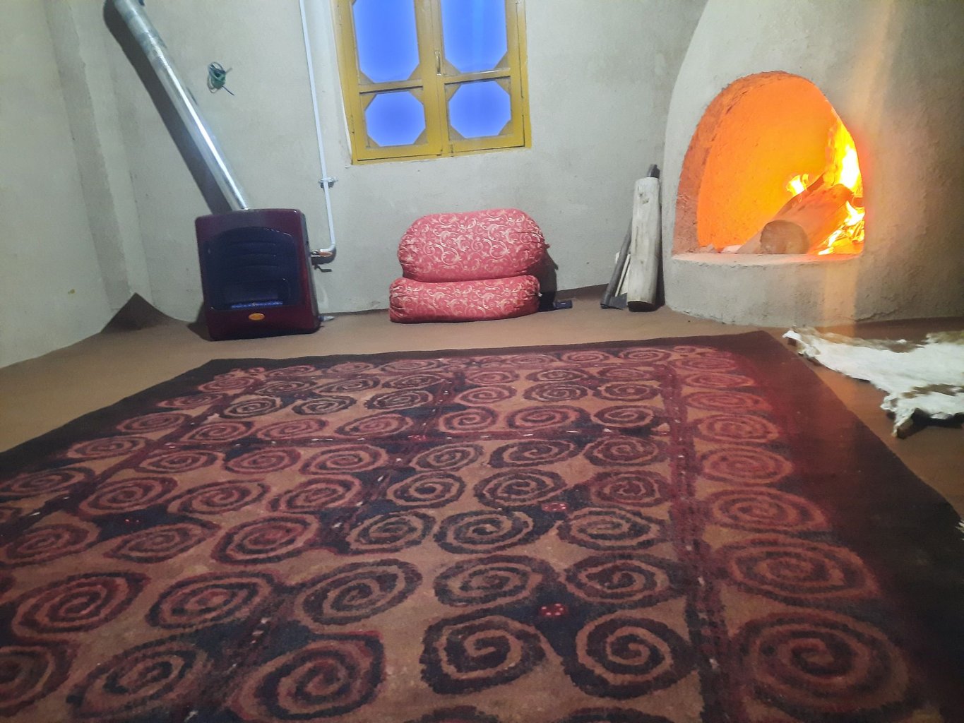 بوم گردی ماری گل - سوگل