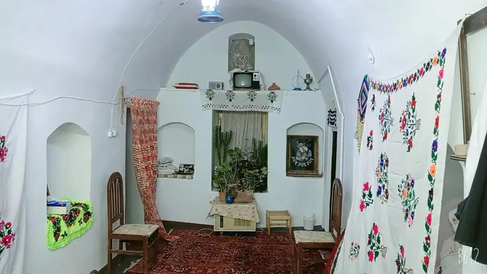 ویلا چهار خوابه استخردار سنتی سرای جام