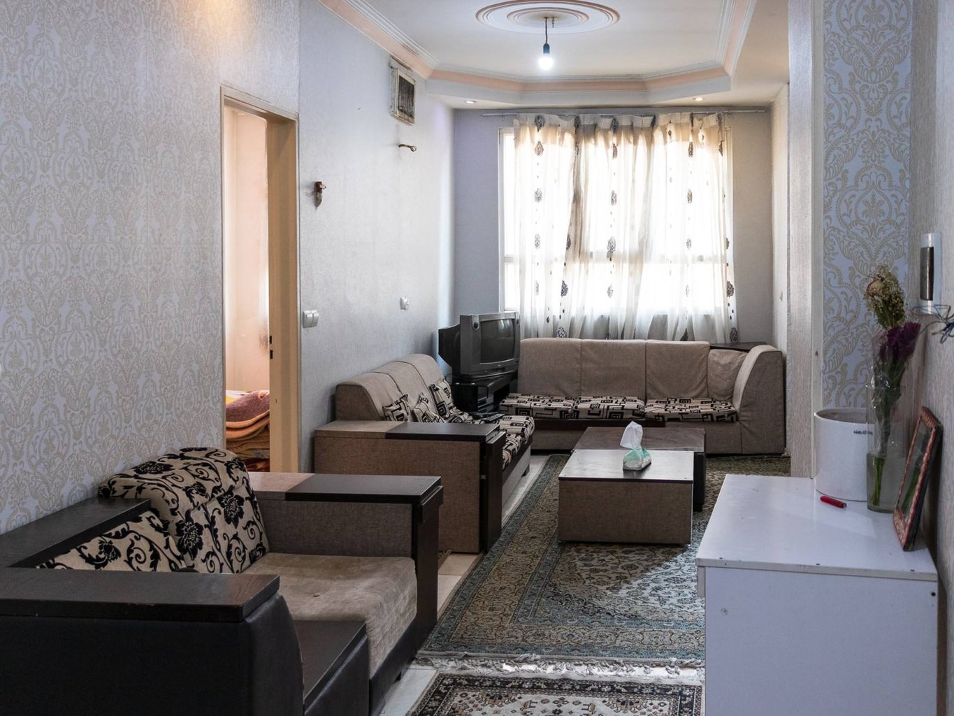 آپارتمان یک خوابه ساعدی