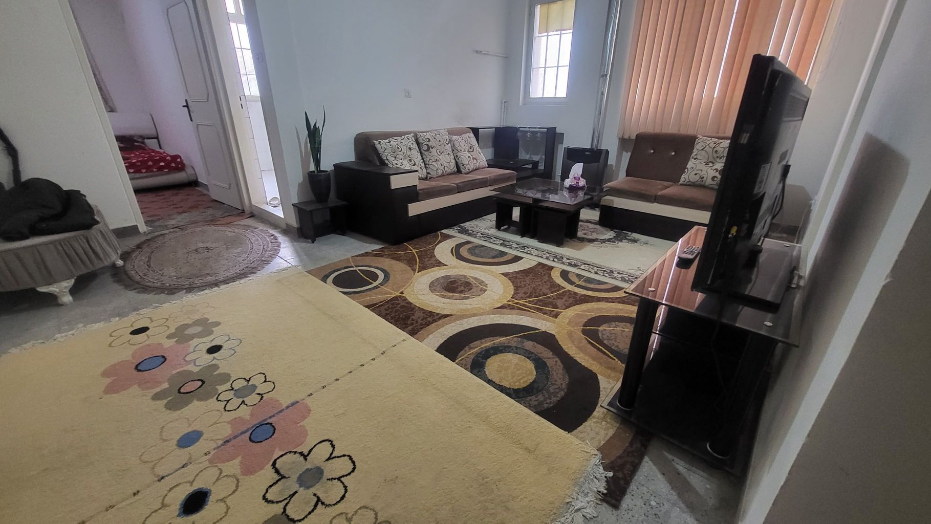 آپارتمان یک خوابه باغانی نواب