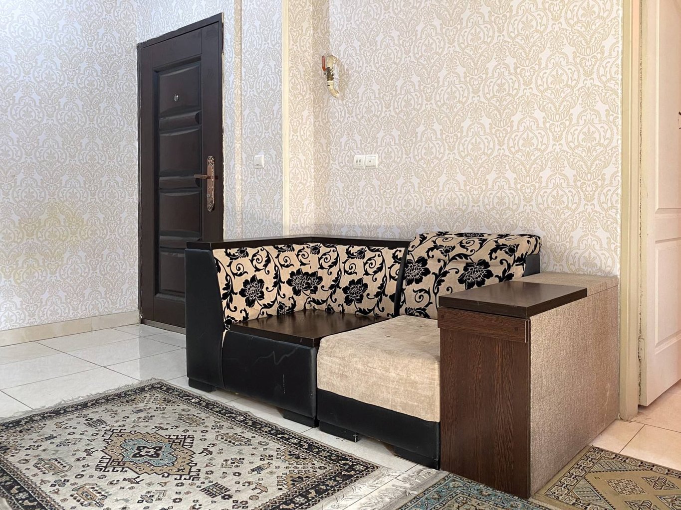 آپارتمان یک خوابه ساعدی