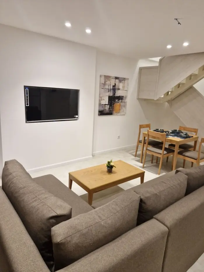 آپارتمان دوخوابه سحر واحد ۳