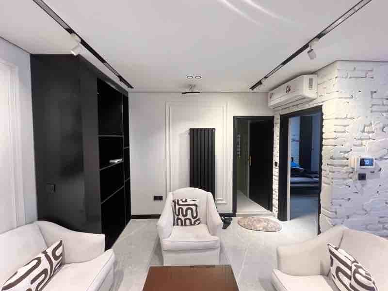 آپارتمان یک خوابه آذر ٣