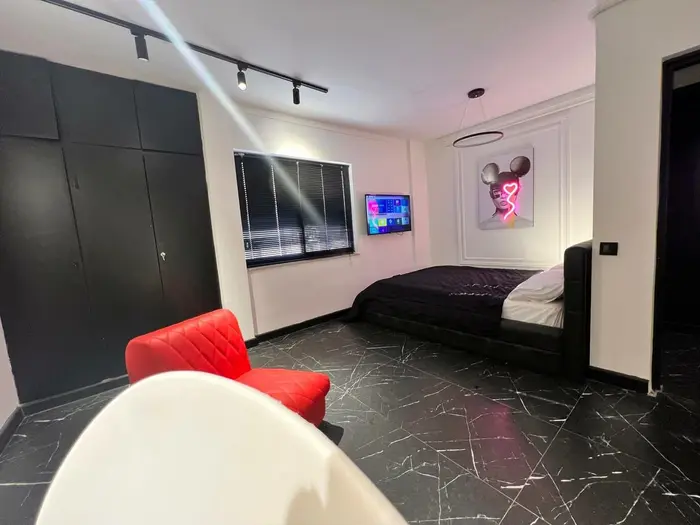 آپارتمان یک خوابه آذر 5