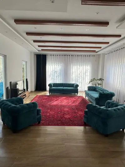 ویلا سه خوابه جنگلی یونیک