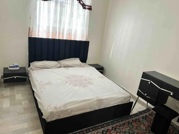 یک خوابه اقاقیا فردوس - انتخاب عنوان تصویر