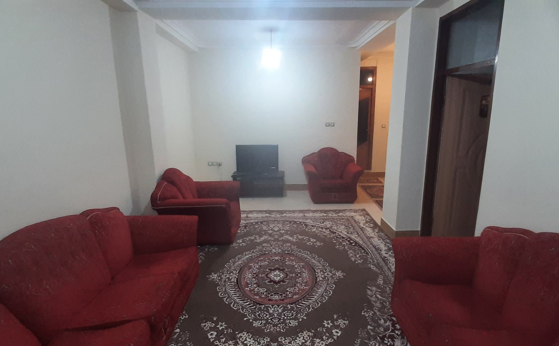 آپارتمان واحد دو خوابه برادر