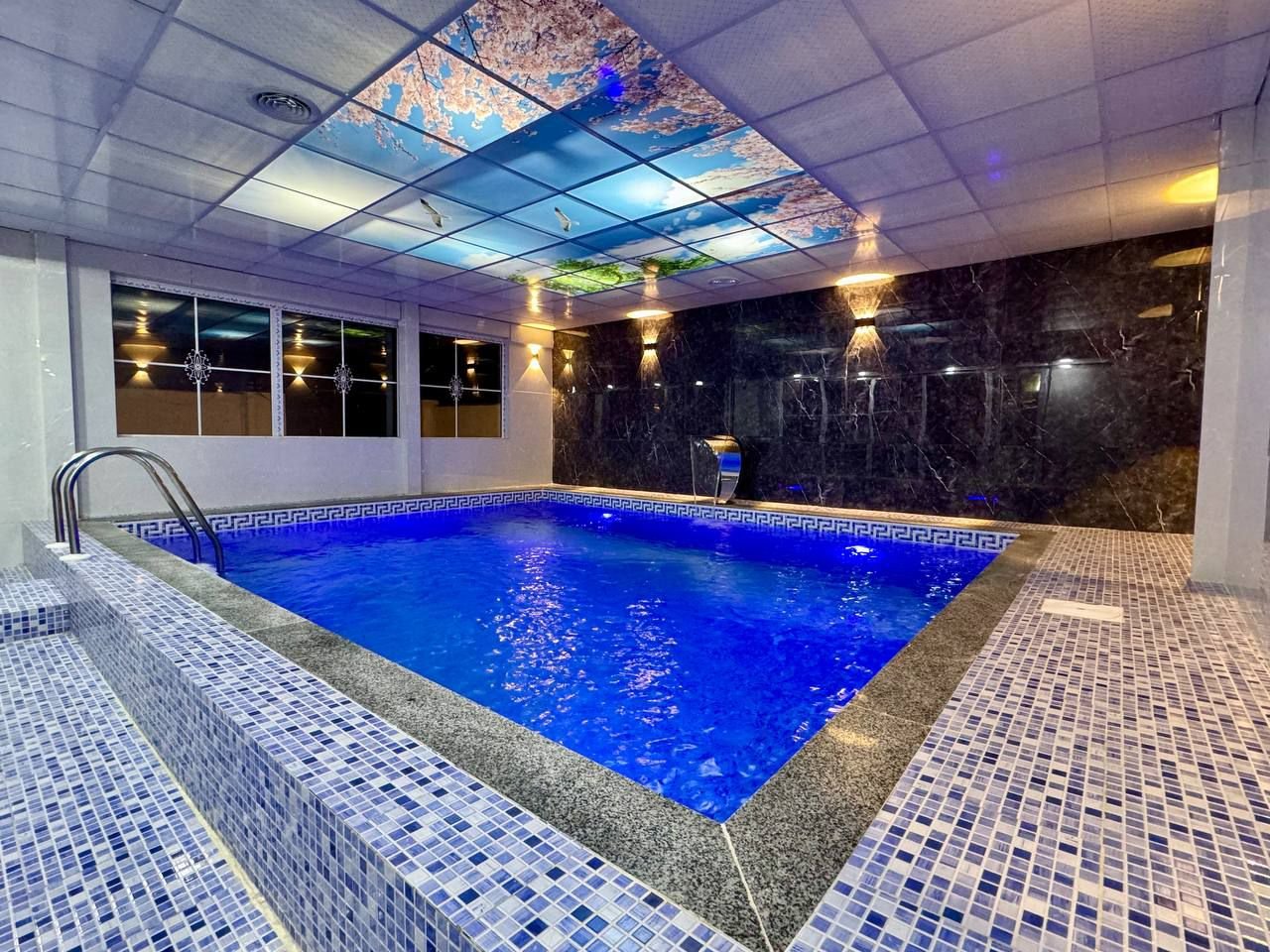 سه خوابه استخردار آبگرم دهقانی