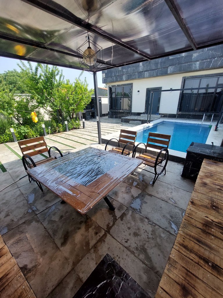 ویلا دوخوابه استخر آبگرم هانا