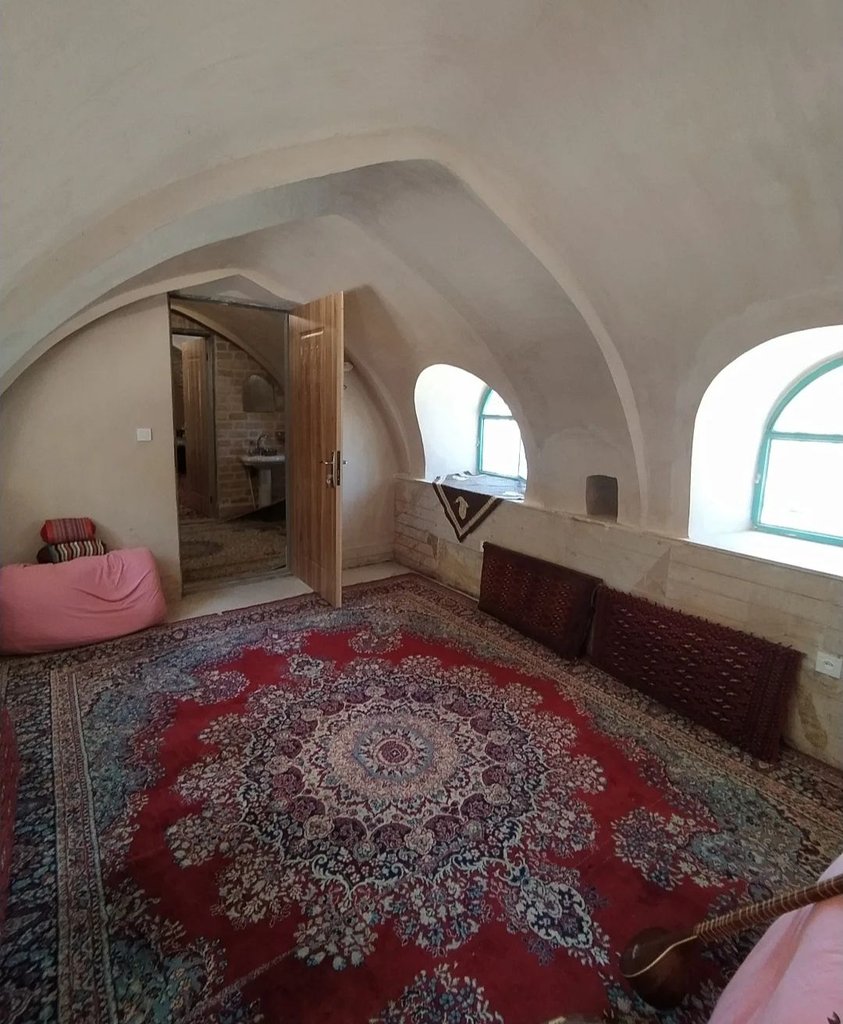 قلعه سفید طاقی - واحد 2