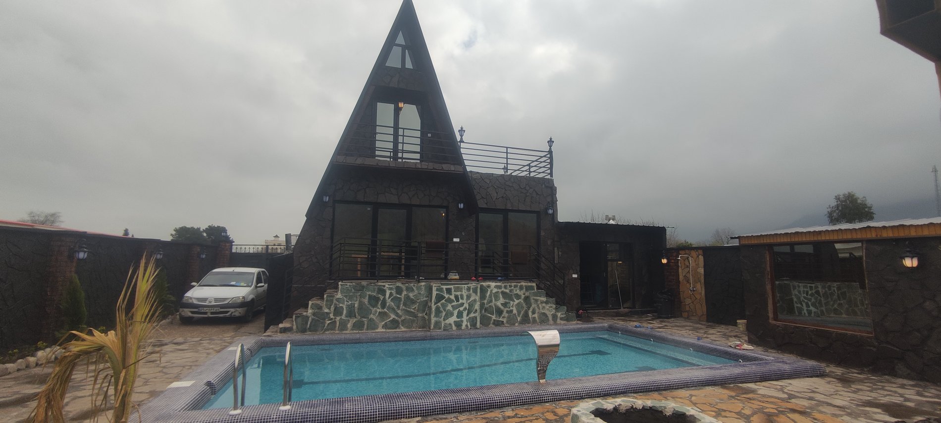 کلبه دوخوابه دوبلکس استخردار آبگرم کلاری