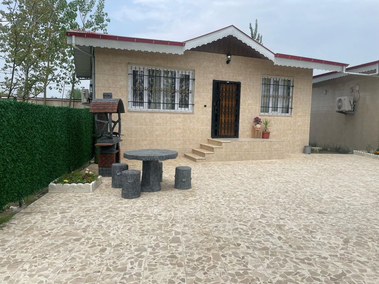 ویلا دوخوابه زمان ۲ - نمای بیرون