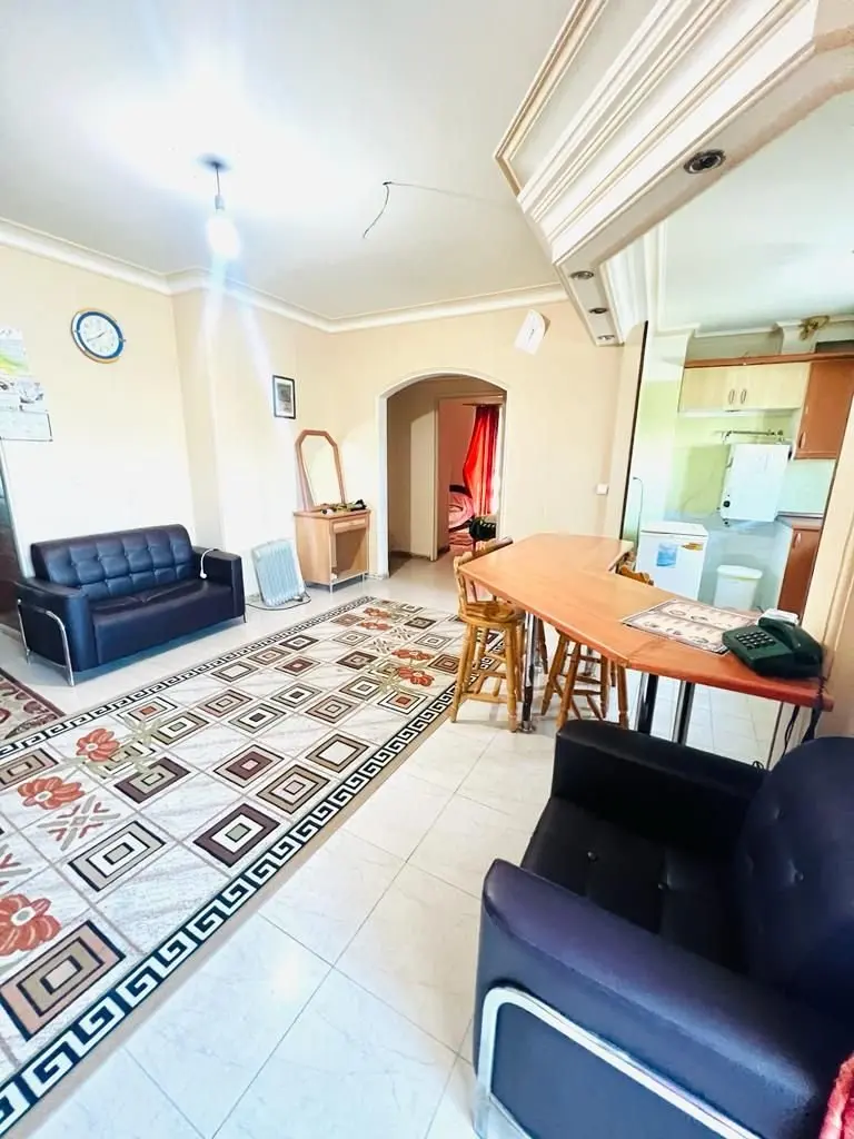 آپارتمان دوخوابه قصر امیریه - واحد 3