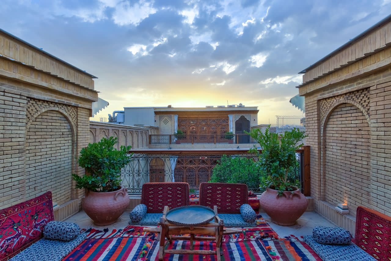 خانه زیبا - واحد اقدس