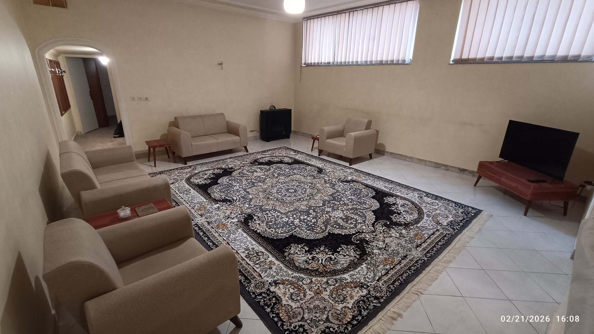 سوئیت دوخوابه آپادانا 10