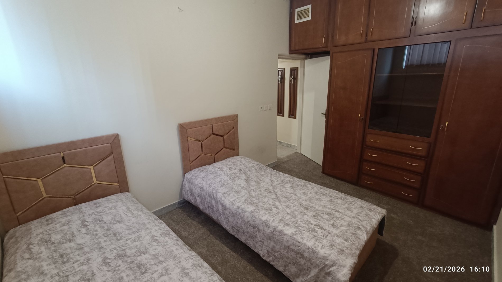 سوئیت دوخوابه آپادانا 10