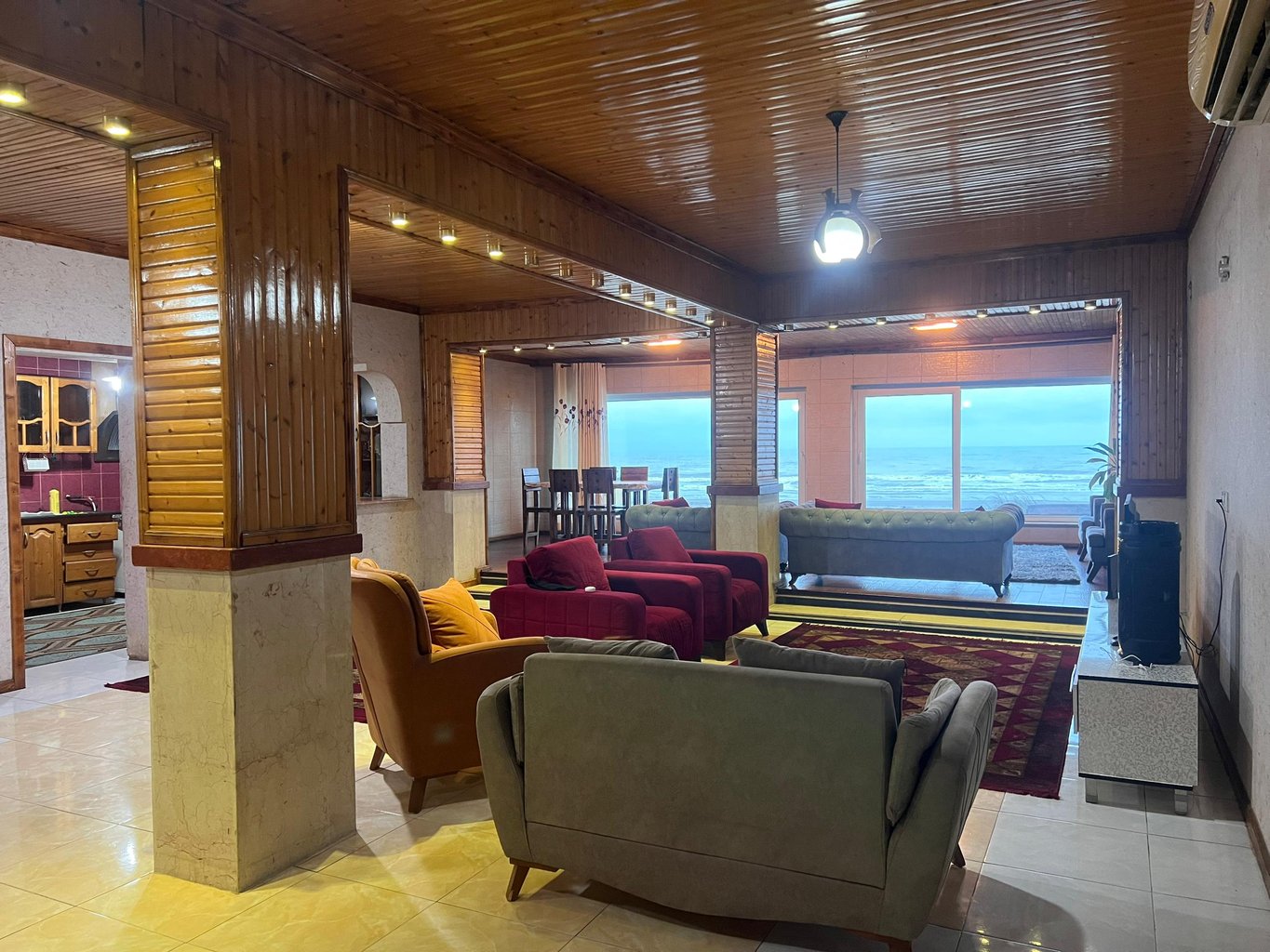 ویلا سه خوابه ساحلی نگین نور