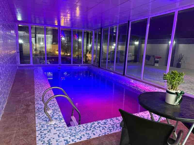 ویلا دوخوابه استخردار سرپوشیده آبگرم الماس - انتخاب عنوان تصویر