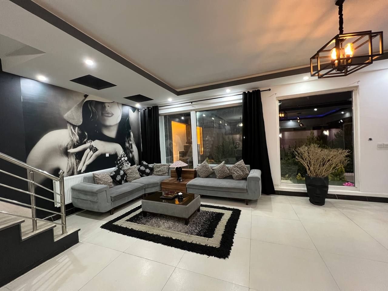 ویلا دوخوابه دوبلکس استخردار آبگرم آزادگان 1