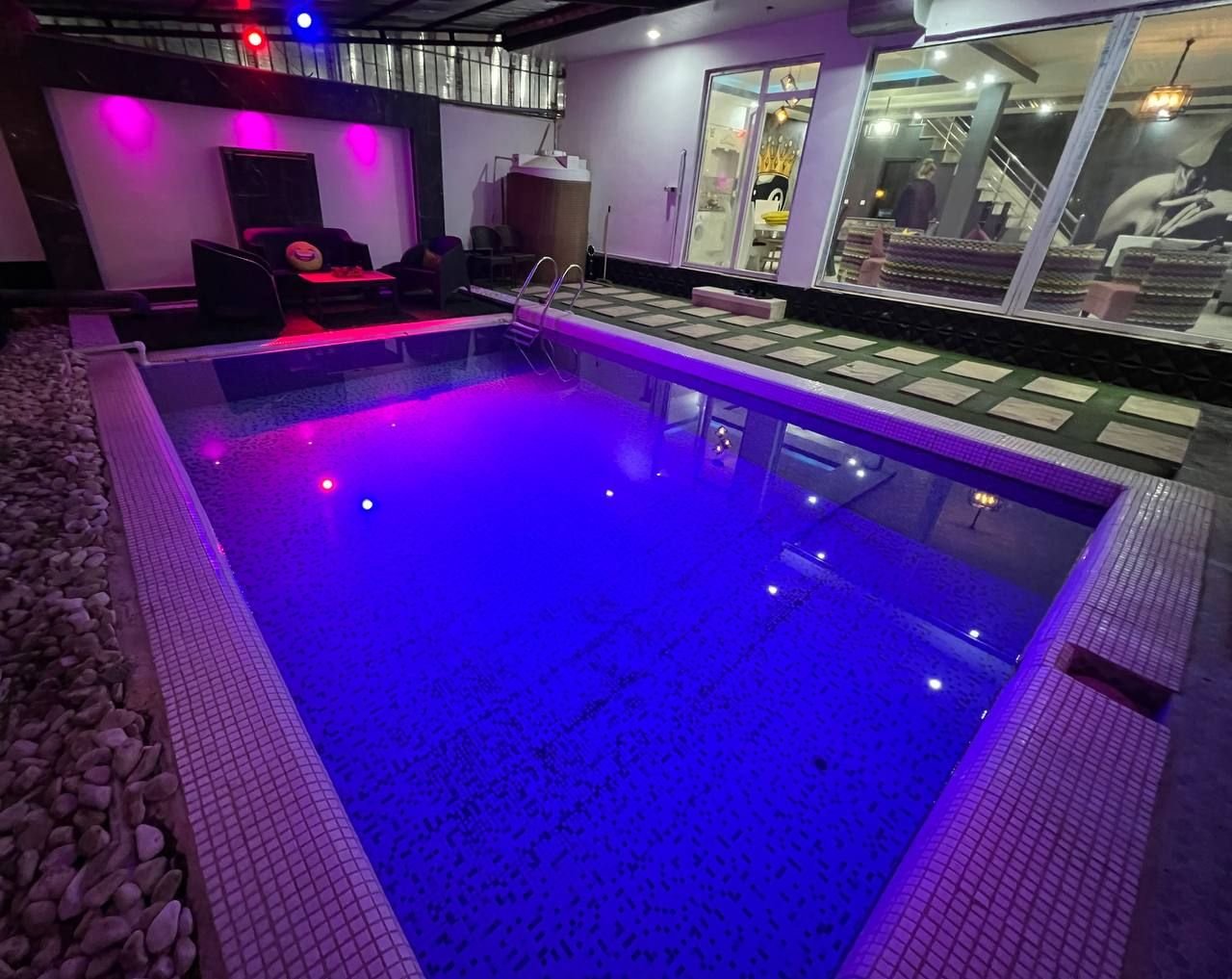 ویلا دوخوابه دوبلکس استخردار آبگرم آزادگان 1