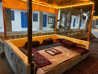 بومگردی لاور - واحد کُنار