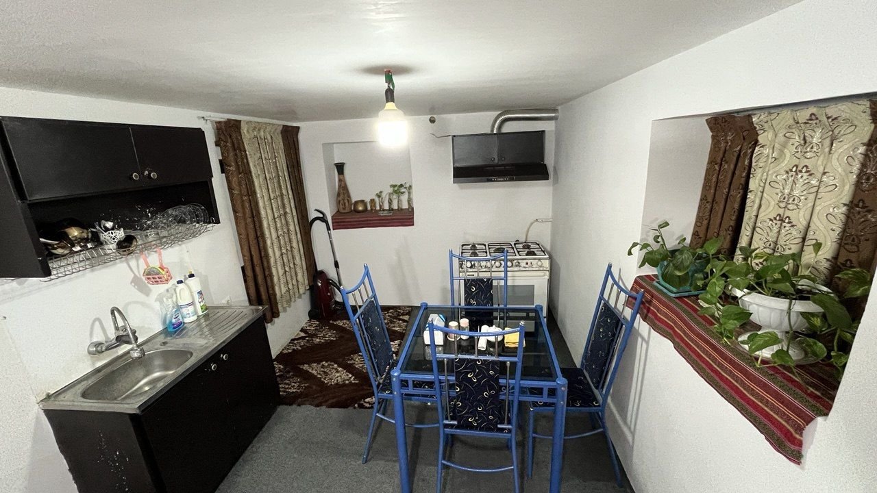 یک خوابه کوتنا