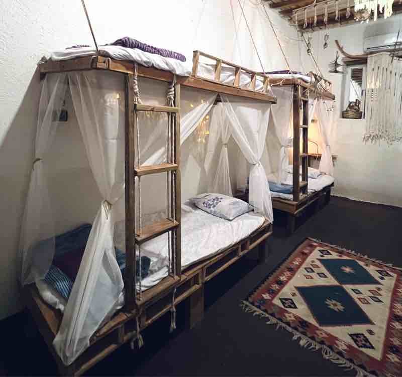 هفت تخته فلت خونمون اتاق اشتراکی