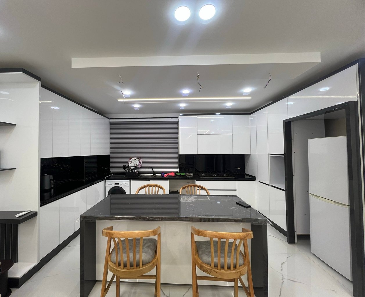 آپارتمان دوخوابه گلشهری