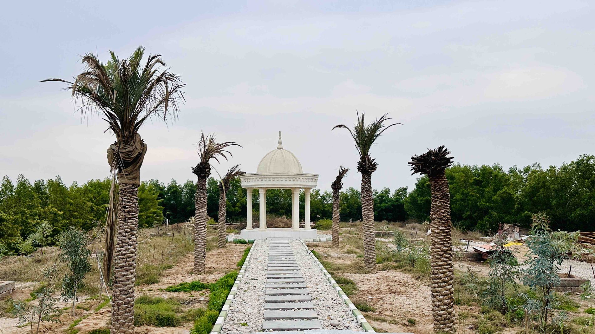 ویلا سه خوابه استخردار باغ عدن