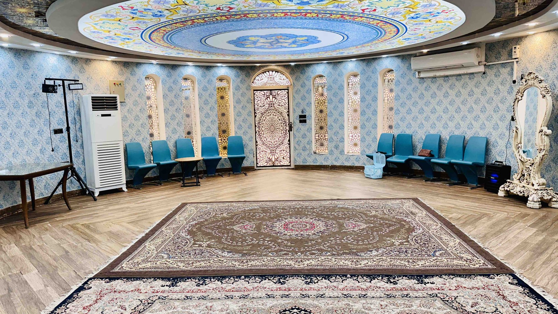 ویلا سه خوابه استخردار باغ عدن - سالن پایین 