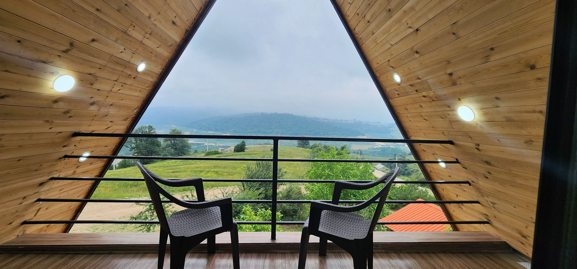 دوخوابه سوئیسی مهر