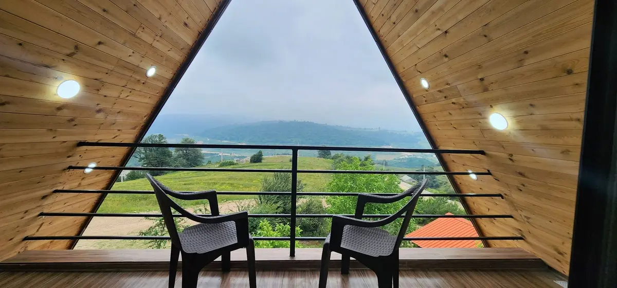 ویلا دوخوابه سوئیسی مهر