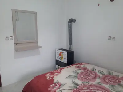 ویلا دوخوابه جنگلی تلار