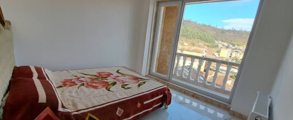 آپارتمان سه خوابه امیرابولفضل