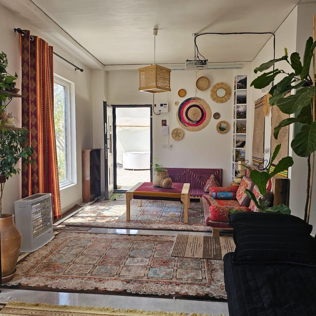 یک خوابه جکوزی دار گیلاس