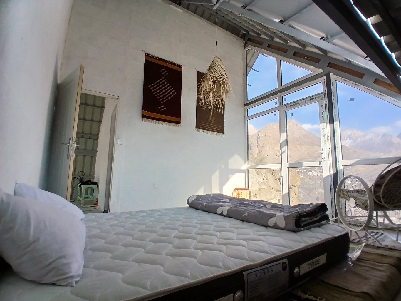 مجتمع اقامتگاهی گیلاس 1 - واحد امیری