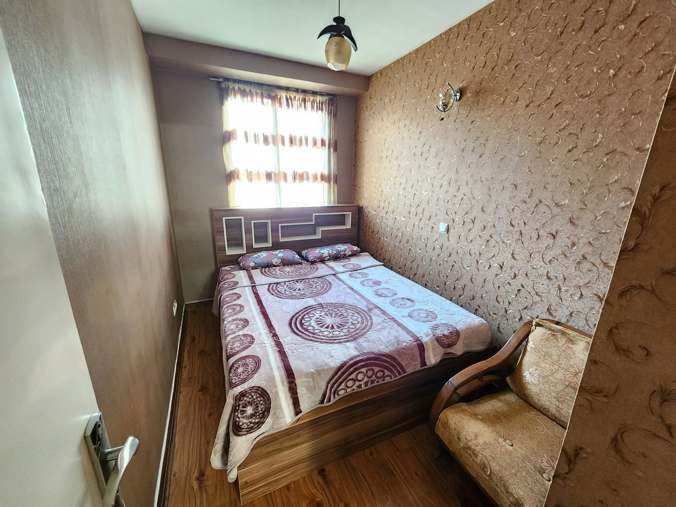 آپارتمان دوخوابه مهر فردوس